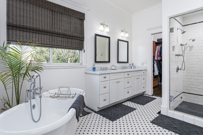 Bathroom Heating: 5 Top Tips to Keep Your Bathroom Warm in 2025!